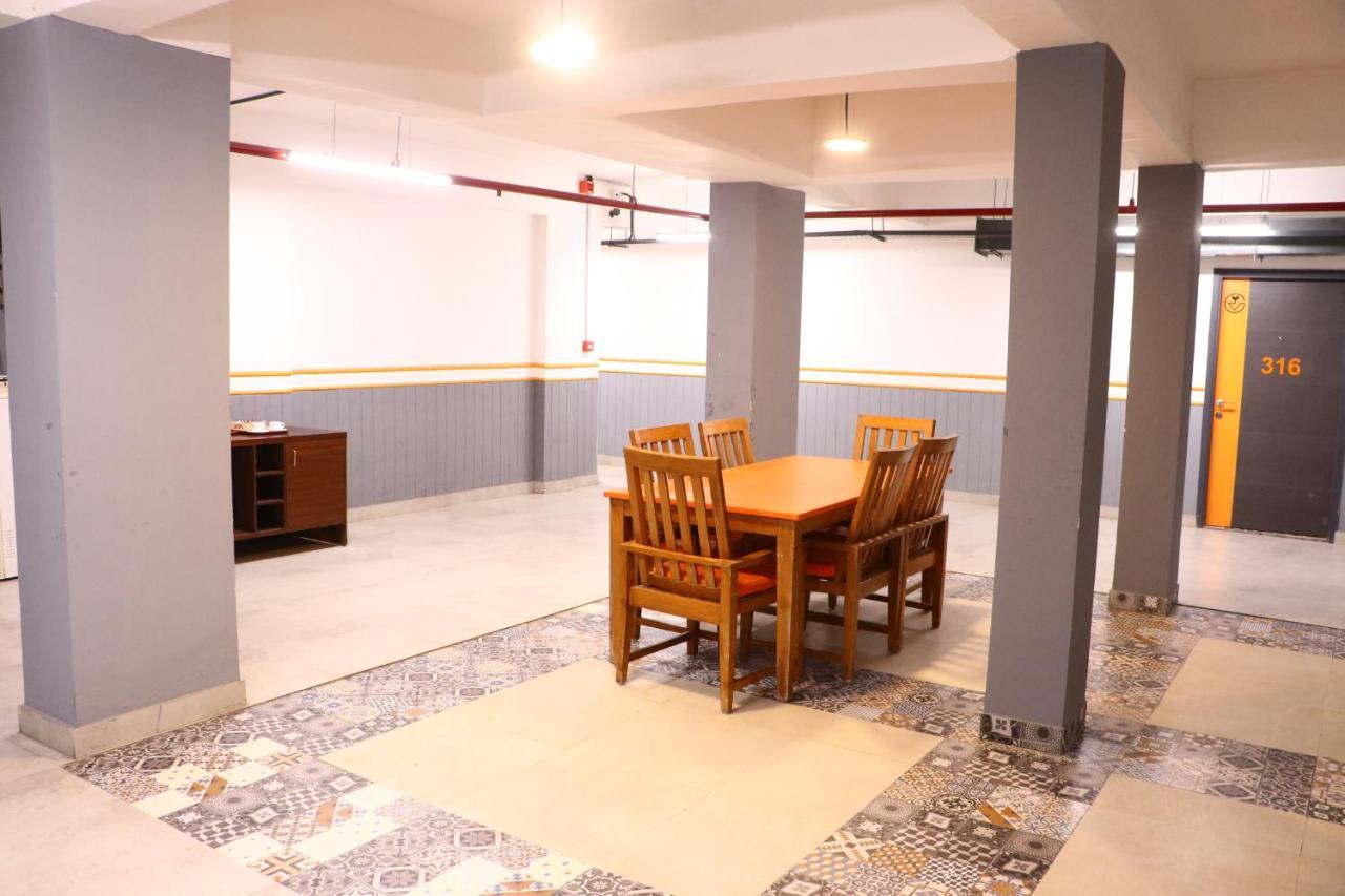 Virohaa Garden Hotel Ghaziabad Zewnętrze zdjęcie