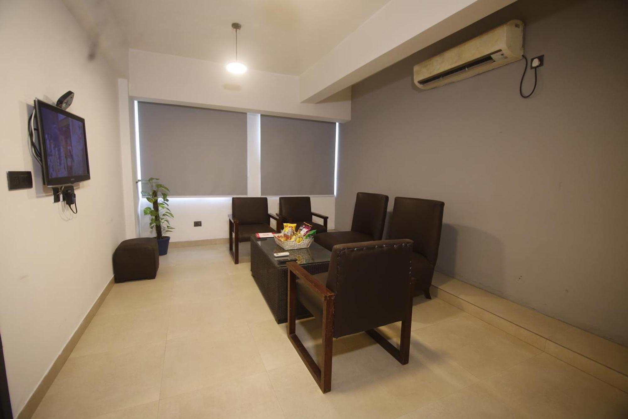 Virohaa Garden Hotel Ghaziabad Zewnętrze zdjęcie