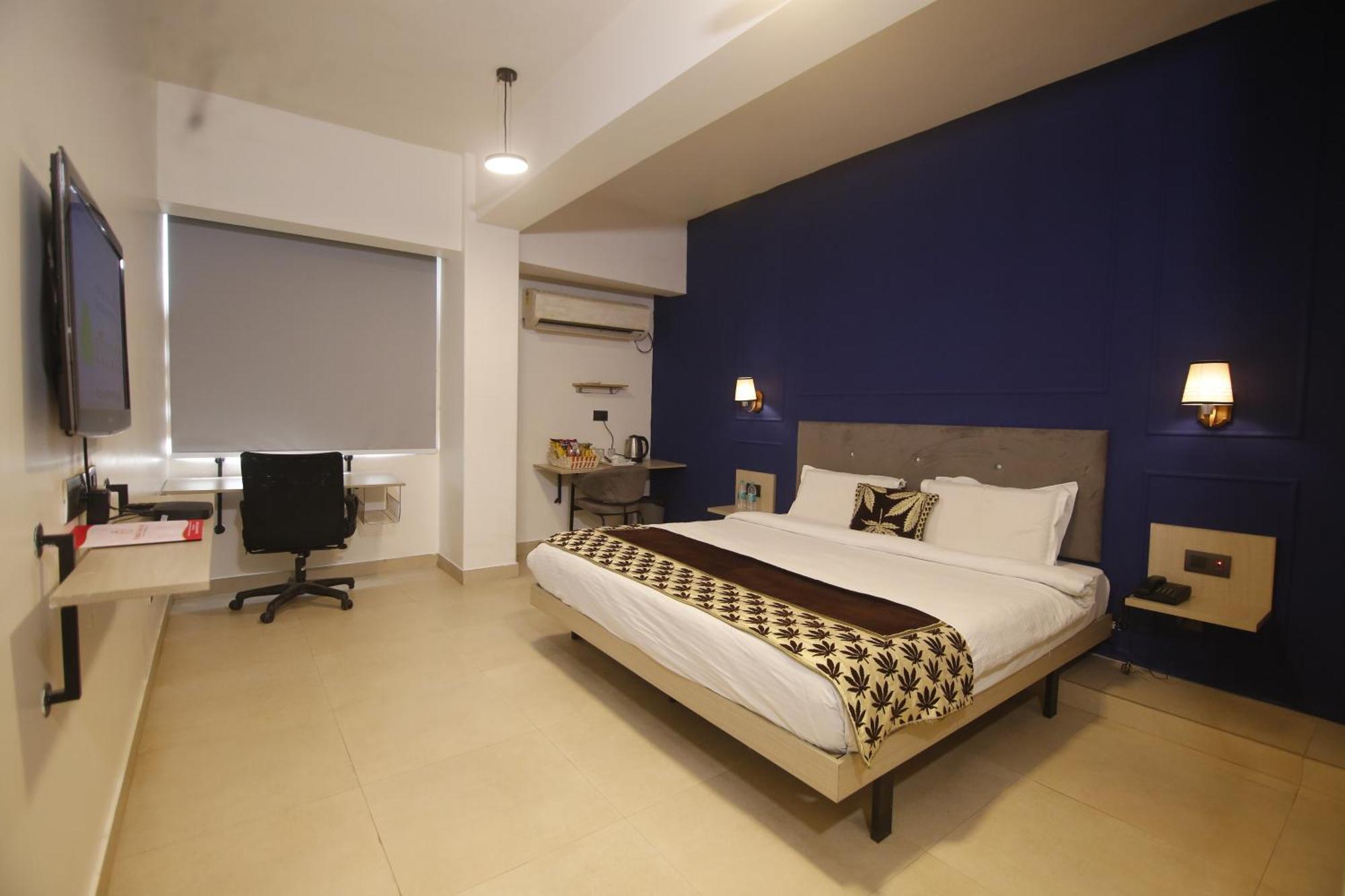 Virohaa Garden Hotel Ghaziabad Zewnętrze zdjęcie